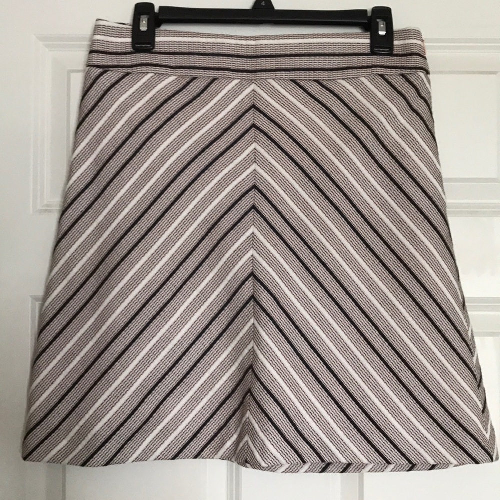 Loft skirt